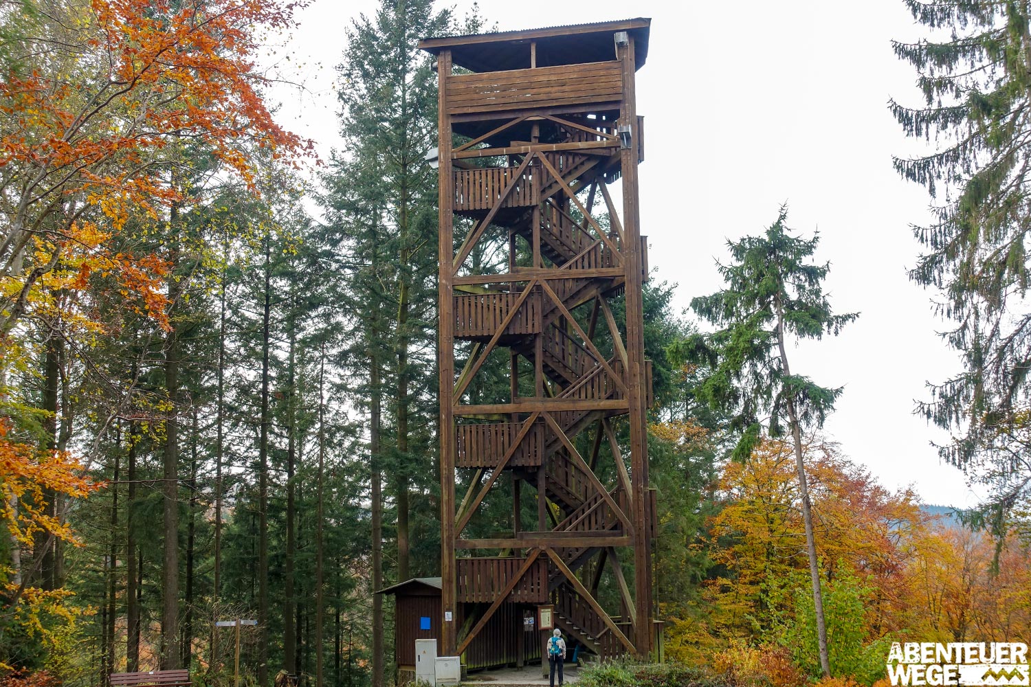 Aussichtsturm an der Mosel