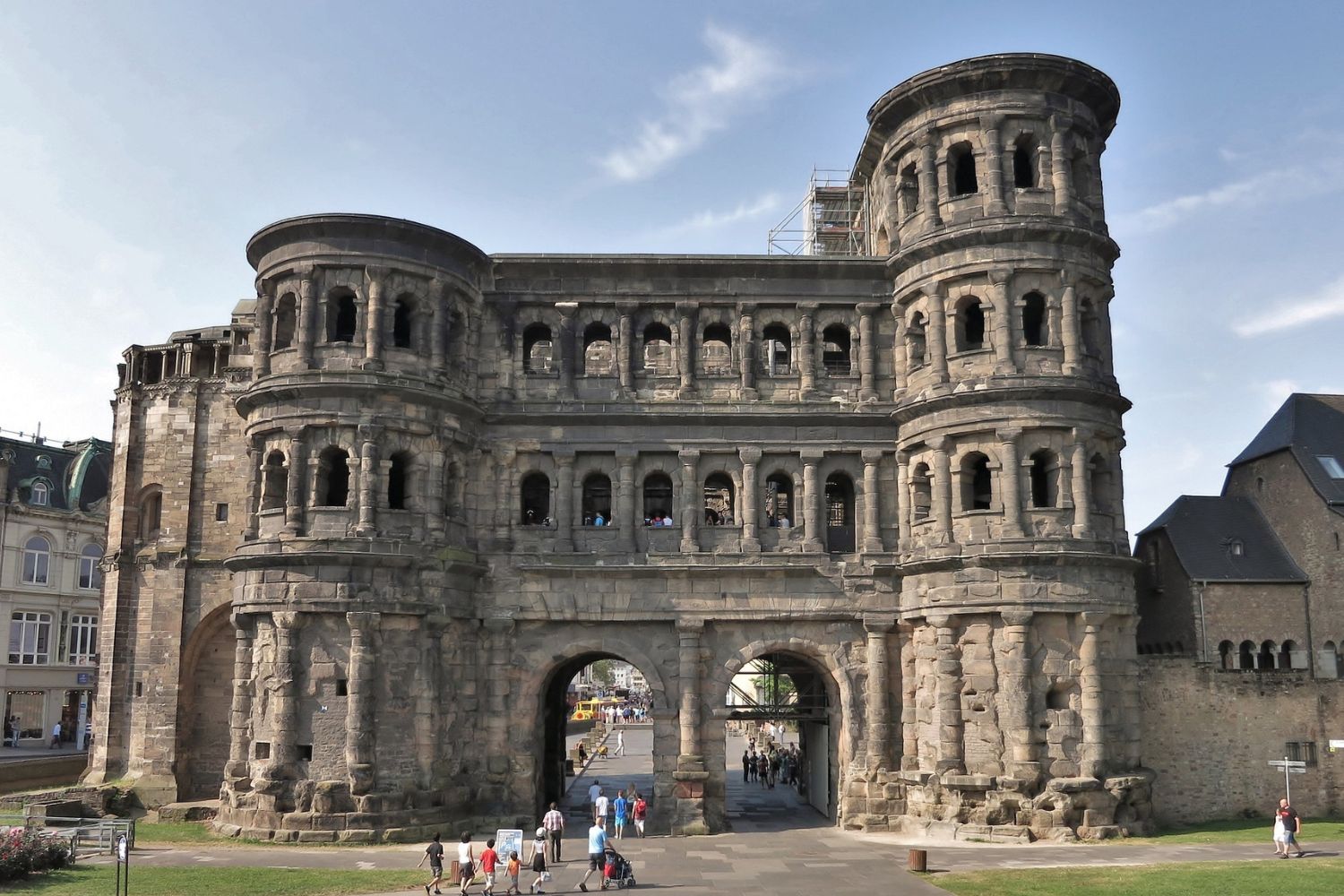 Bestaunen Sie die Porta Nigra in Trier